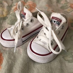 Converse low top all stars size 3